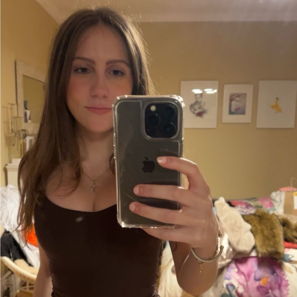 Meet your Posher, Julia